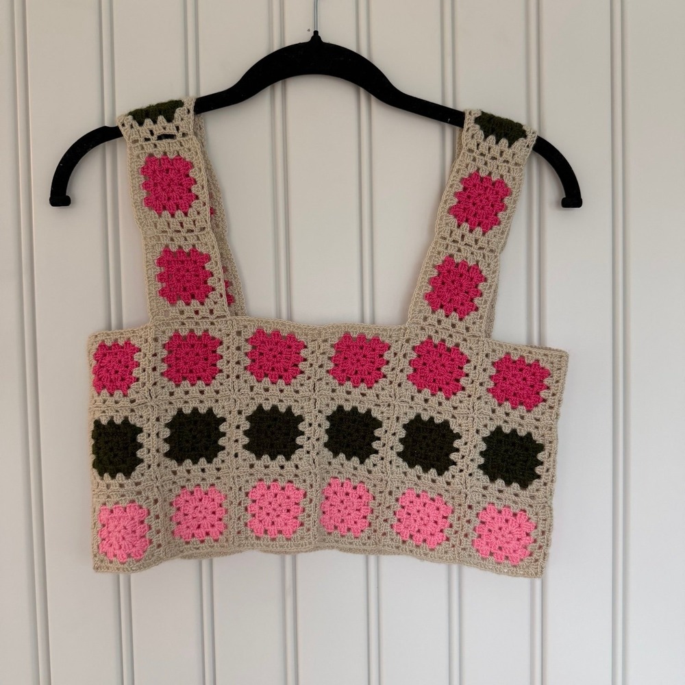 Granny square tank crop shirt boho hippy cottagecore bra pink crochet beach swim